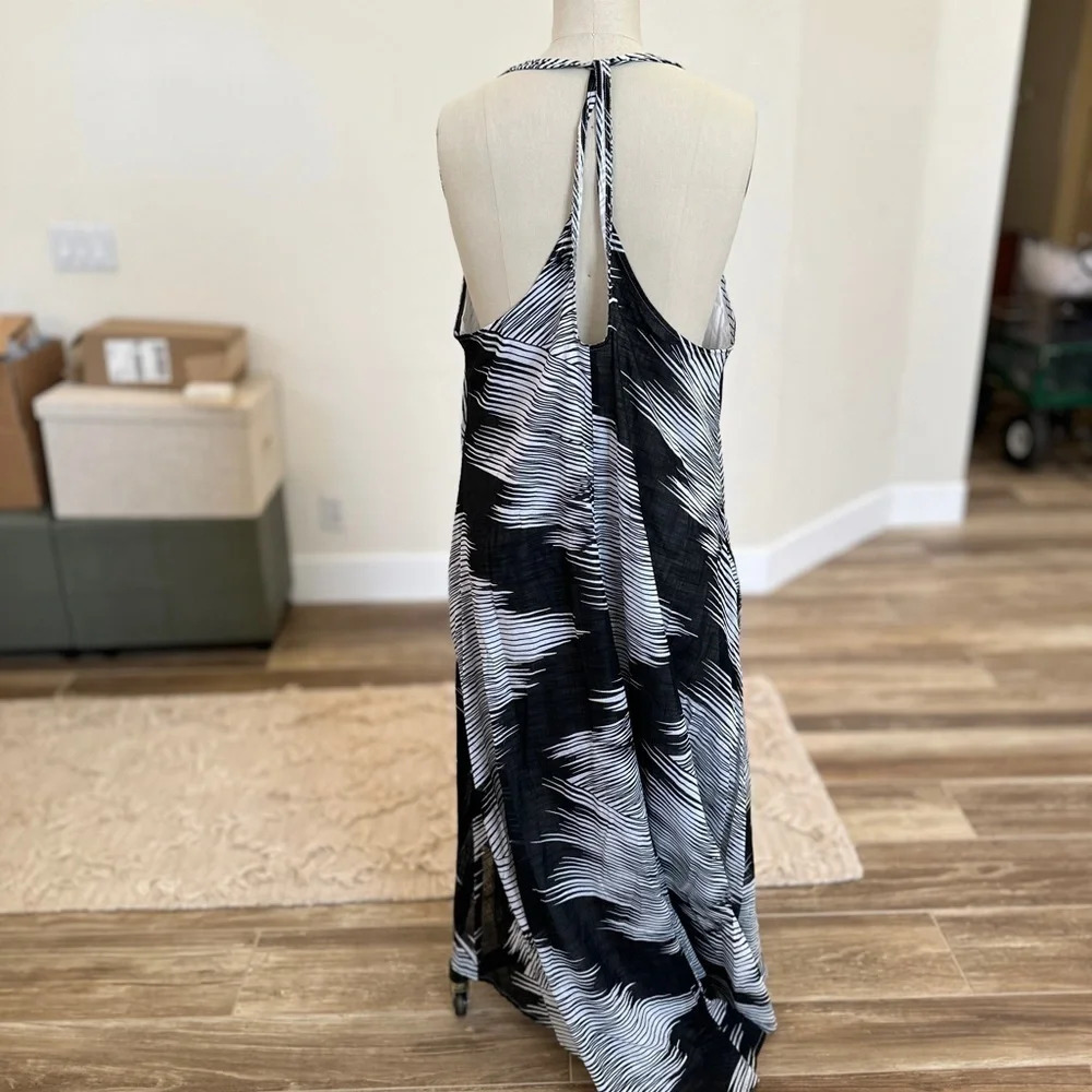 Kenneth Cole Women’s Racerback Twist Strap Dress in Black & White Print - Picture 5 of 10